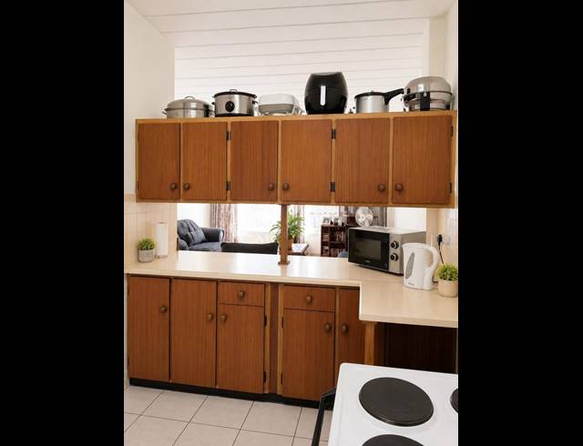 2 BEDROOM APARTMENT FOR SALE IN CROYDON